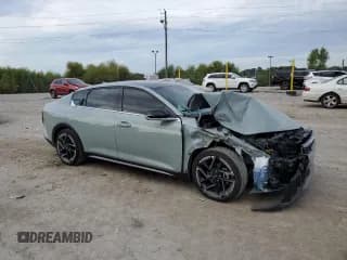 ✅ 2025 Kia K4 GT-Line • VIN: 3KPFW4DE2SE084158 • Lot: 71949055. Wystawiony na Copart z przebiegiem 12 388 mil. Bezpłatny archiwum sprzedaży aukcyjnych z USA i szczegółowy raport historii pojazdu na DreamBid. Zdjęcie 4.