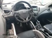 ✅ 2015 Hyundai Veloster Turbo • VIN: KMHTC6AE3FU218626 • Lot: 69056215. Wystawiony na Copart z przebiegiem 93 404 mil. Bezpłatny archiwum sprzedaży aukcyjnych z USA i szczegółowy raport historii pojazdu na DreamBid. Zdjęcie 8.
