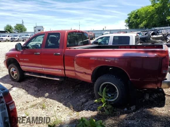 2006 Dodge 3500 SLT z VIN 3D7MX48CX6G279261, wystawiony jako Copart lot #58109754 z przebiegiem 243 342 mil mil oraz Nie do naprawy • Non repairable. Historia ofert i sprzedaży dostępna na DreamBid. Obrazek 2.