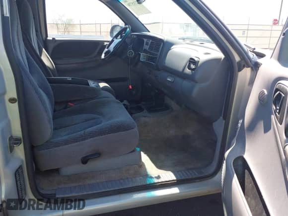 1997 Dodge Dakota с VIN 1B7GG23Y3VS264526, выставлен на аукционе IAAI как лот 42315730 с пробегом 234 112 миль миль и . История ставок и продаж доступна на DreamBid. Изображение 5.