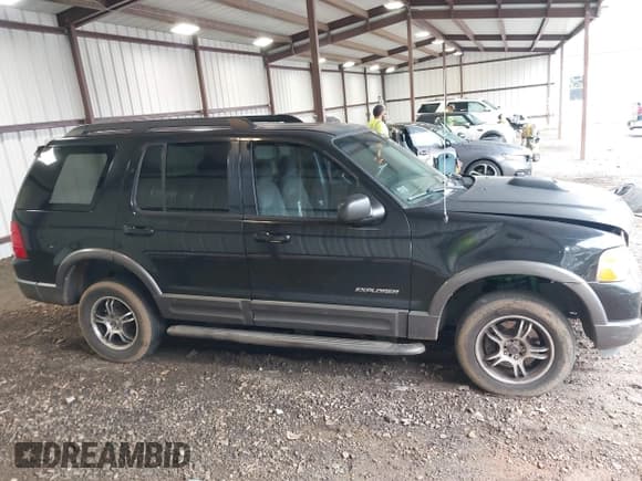 ✅ 2005 Ford Explorer XLT • VIN: 1FMZU63K95UA49964 • Lot: 42436681. Wystawiony na IAAI z przebiegiem 240 704 mil. Bezpłatny archiwum sprzedaży aukcyjnych z USA i szczegółowy raport historii pojazdu na DreamBid. Zdjęcie 13.
