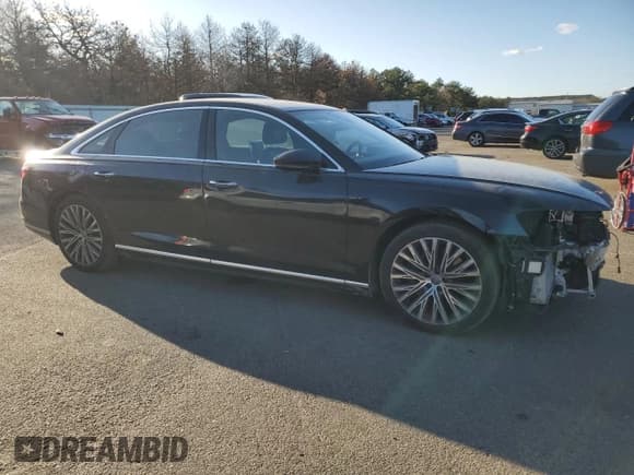 ✅ 2019 Audi A8 • VIN: WAU8DBF83KN001436 • Лот: 46929104. Опубликован ранее на Copart с пробегом 81 230 миль. Бесплатный доступ к архиву аукционных продаж из США и подробный отчёт об истории автомобиля на DreamBid. Изображение 4.