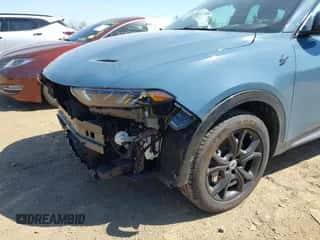 2024 Dodge Hornet R/T Plus z VIN ZACPDFDW1R3A09454, wystawiony jako IAAI lot #42102576 z przebiegiem 12 720 mil mil oraz . Historia ofert i sprzedaży dostępna na DreamBid. Obrazek 6.