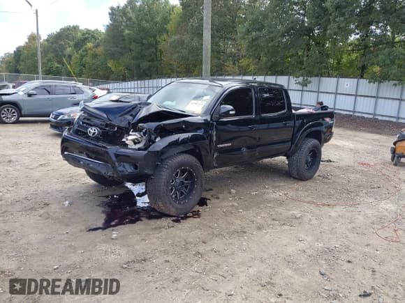 ✅ 2013 Toyota Tacoma • VIN: 5TFLU4EN3DX062454 • Лот: 43395713. Опубликован ранее на IAAI с пробегом 222 945 миль. Бесплатный доступ к архиву аукционных продаж из США и подробный отчёт об истории автомобиля на DreamBid. Изображение 2.