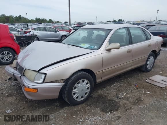 ✅ 1996 Toyota Avalon XL • VIN: 4T1BF12B3TU066076 • Lot: 43339780. Listed on IAAI with 124,943 mi. Free auction sales archive from the USA and detailed vehicle history report at DreamBid. Image 2.