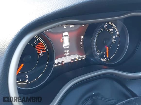 ✅ 2017 Jeep Cherokee Limited • VIN: 1C4PJMDB3HW632093 • Lot: 43879830. Wystawiony na IAAI z przebiegiem 162 536 mil. Bezpłatny archiwum sprzedaży aukcyjnych z USA i szczegółowy raport historii pojazdu na DreamBid. Zdjęcie 15.