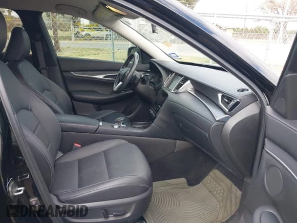 ✅ 2019 Infiniti QX50 Essential • VIN: 3PCAJ5M13KF105881 • Lot: 41524318. Listed on IAAI with 73,650 mi. Free auction sales archive from the USA and detailed vehicle history report at DreamBid. Image 5.