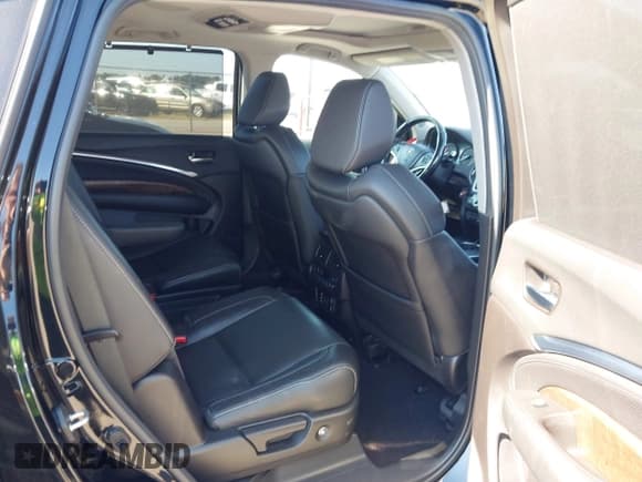 ✅ 2020 Acura MDX Technology • VIN: 5J8YD4H72LL007035 • Lot: 43306792. Wystawiony na IAAI z przebiegiem 129 610 mil. Bezpłatny archiwum sprzedaży aukcyjnych z USA i szczegółowy raport historii pojazdu na DreamBid. Zdjęcie 8.