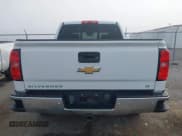 ✅ 2018 Chevrolet Silverado 1500 LT • VIN: 3GCPCREH1JG235884 • Lot: 43688501. Wystawiony na IAAI z przebiegiem 160 696 mil. Bezpłatny archiwum sprzedaży aukcyjnych z USA i szczegółowy raport historii pojazdu na DreamBid. Zdjęcie 16.