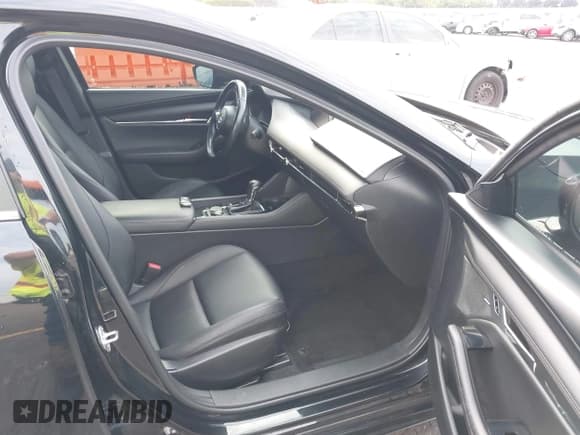 ✅ 2020 Mazda 3 Preferred • VIN: JM1BPAMM0L1170557 • Лот: 43063448. Опубликован ранее на IAAI с пробегом 36 826 миль. Бесплатный доступ к архиву аукционных продаж из США и подробный отчёт об истории автомобиля на DreamBid. Изображение 5.