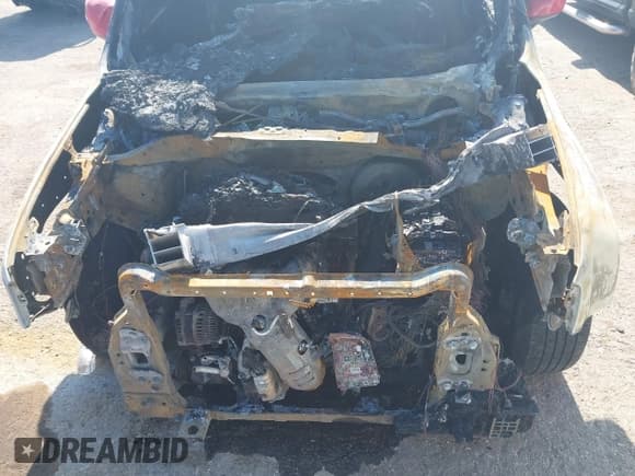 ✅ 2018 Jeep Renegade Latitude • VIN: ZACCJABB9JPH04787 • Lot: 42376829. Wystawiony na IAAI z przebiegiem Nie podano. Bezpłatny archiwum sprzedaży aukcyjnych z USA i szczegółowy raport historii pojazdu na DreamBid. Zdjęcie 10.