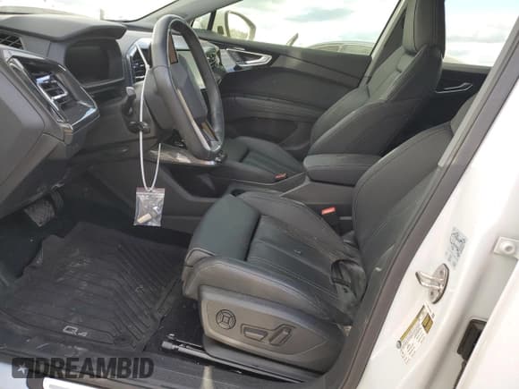 ✅ 2022 Audi Q4 e-tron Prestige • VIN: WA1M2BFZXNP048272 • Lot: 75340224. Listed on Copart with 32,311 mi. Free auction sales archive from the USA and detailed vehicle history report at DreamBid. Image 7.