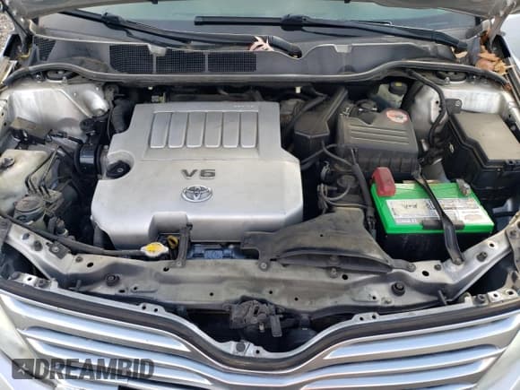 ✅ 2010 Toyota Venza • VIN: 4T3ZK3BB4AU024168 • Lot: 91028625. Listed on Copart with 182,015 mi. Free auction sales archive from the USA and detailed vehicle history report at DreamBid. Image 12.