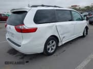 ✅ 2020 Toyota Sienna LE Auto Access Seat • VIN: 5TDKZ3DC0LS044909 • Lot: 42289084. Listed on IAAI with 71,090 mi. Free auction sales archive from the USA and detailed vehicle history report at DreamBid. Image 4.