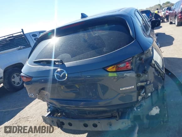 ✅ 2023 Mazda CX-5 S Preferred • VIN: JM3KFBCM0P0257744 • Lot: 43580958. Listed on IAAI with 29,537 mi. Free auction sales archive from the USA and detailed vehicle history report at DreamBid. Image 16.