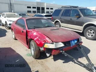 ✅ 1999 Ford Mustang • VIN: 1FAFP4047XF185225 • Lot: 42824357. Wystawiony na IAAI z przebiegiem Nie podano. Bezpłatny archiwum sprzedaży aukcyjnych z USA i szczegółowy raport historii pojazdu na DreamBid. Zdjęcie 1.