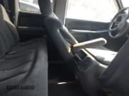 ✅ 1999 Chevrolet Silverado 1500 LS • VIN: 1GCEK19T9XE102607 • Lot: 43567335. Listed on IAAI with 415,306 mi. Free auction sales archive from the USA and detailed vehicle history report at DreamBid. Image 8.