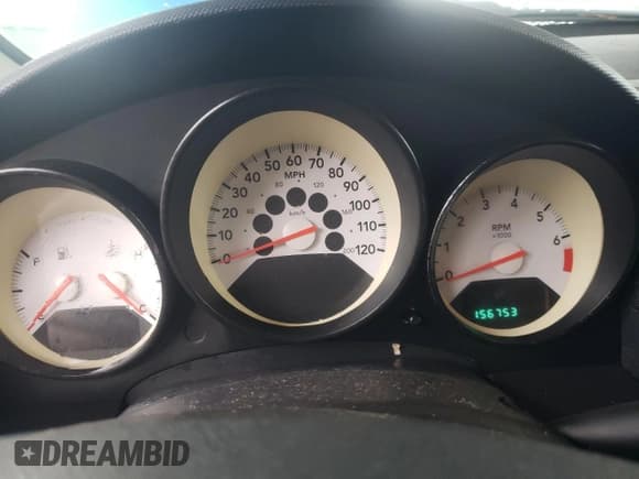 ✅ 2008 Dodge Caliber SXT • VIN: 1B3HB48B88D655569 • Лот: 73563394. Опубликован ранее на Copart с пробегом 156 753 миль. Бесплатный доступ к архиву аукционных продаж из США и подробный отчёт об истории автомобиля на DreamBid. Изображение 9.