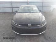 ✅ 2025 Volkswagen Jetta SE • VIN: 3VWEX7BU3SM025112 • Lot: 43772789. Listed on IAAI with 33,889 mi. Free auction sales archive from the USA and detailed vehicle history report at DreamBid. Image 12.