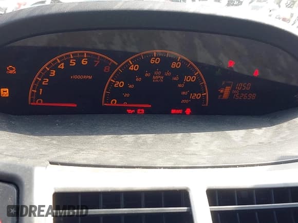 ✅ 2010 Toyota Yaris • VIN: JTDJT4K34A5290676 • Lot: 42818539. Wystawiony na IAAI z przebiegiem 152 698 mil. Bezpłatny archiwum sprzedaży aukcyjnych z USA i szczegółowy raport historii pojazdu na DreamBid. Zdjęcie 7.