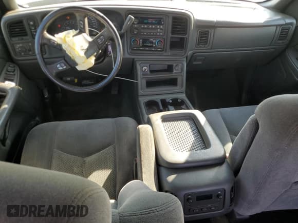 ✅ 2006 Chevrolet Silverado 1500 LT1 • VIN: 2GCEK13T761158618 • Lot: 84884295. Wystawiony na Copart z przebiegiem 190 853 mil. Bezpłatny archiwum sprzedaży aukcyjnych z USA i szczegółowy raport historii pojazdu na DreamBid. Zdjęcie 8.