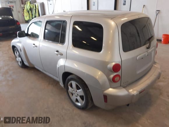 ✅ 2007 Chevrolet HHR LS • VIN: 3GNDA13D17S611670 • Lot: 42028068. Listed on IAAI with 168,275 mi. Free auction sales archive from the USA and detailed vehicle history report at DreamBid. Image 3.