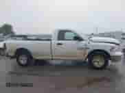 2016 Ram 1500 Tradesman z VIN 3C6JR6DT8GG257406, wystawiony jako IAAI lot #43430639 z przebiegiem 88 663 mil mil oraz . Historia ofert i sprzedaży dostępna na DreamBid. Obrazek 14.