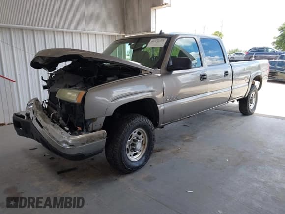 ✅ 2006 Chevrolet Silverado 2500HD LT3 • VIN: 1GCHK23D16F237450 • Лот: 42576469. Опубликован ранее на IAAI с пробегом 170 829 миль. Бесплатный доступ к архиву аукционных продаж из США и подробный отчёт об истории автомобиля на DreamBid. Изображение 2.