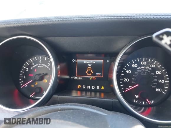 ✅ 2019 Ford Mustang EcoBoost • VIN: 1FA6P8TH3K5203479 • Lot: 43652014. Wystawiony na IAAI z przebiegiem 70 857 mil. Bezpłatny archiwum sprzedaży aukcyjnych z USA i szczegółowy raport historii pojazdu na DreamBid. Zdjęcie 7.