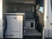 ✅ 2022 Mercedes-Benz Sprinter Cargo • VIN: W1X4EBHY0NP484324 • Лот: 88178105. Опубликован ранее на Copart с пробегом Не указан. Бесплатный доступ к архиву аукционных продаж из США и подробный отчёт об истории автомобиля на DreamBid. Изображение 6.