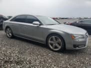 ✅ 2013 Audi A8 4.0L • VIN: WAUR2AFDXDN021378 • Лот: 50455095. Опубликован ранее на Copart с пробегом 110 722 миль. Бесплатный доступ к архиву аукционных продаж из США и подробный отчёт об истории автомобиля на DreamBid. Изображение 4.