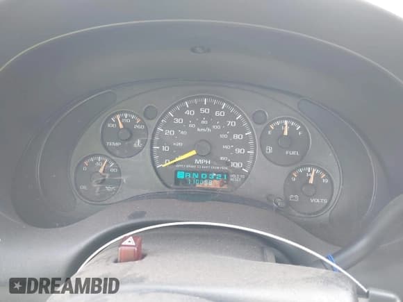 ✅ 2001 Chevrolet S-10 LS • VIN: 1GCCS19571K141956 • Lot: 41520093. Wystawiony na IAAI z przebiegiem 110 098 mil. Bezpłatny archiwum sprzedaży aukcyjnych z USA i szczegółowy raport historii pojazdu na DreamBid. Zdjęcie 7.