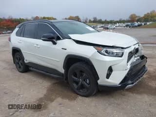✅ 2021 Toyota RAV4 Hybrid XSE • VIN: 4T3E6RFV4MU047609 • Lot: 43671857. Listed on IAAI with 68,202 mi. Free auction sales archive from the USA and detailed vehicle history report at DreamBid. Image 1.