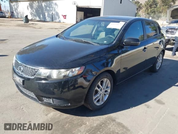 ✅ 2012 Kia Forte EX • VIN: KNAFU5A26C5619461 • Lot: 43551073. Wystawiony na IAAI z przebiegiem 73 251 mil. Bezpłatny archiwum sprzedaży aukcyjnych z USA i szczegółowy raport historii pojazdu na DreamBid. Zdjęcie 2.