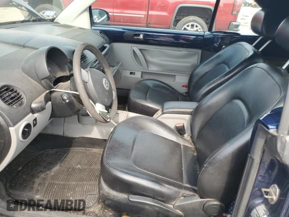 ✅ 2003 Volkswagen Beetle GLS • VIN: 3VWCD21Y33M320512 • Lot: 58901555. Listed on Copart with 58,352 mi. Free auction sales archive from the USA and detailed vehicle history report at DreamBid. Image 7.