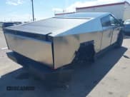 ✅ 2025 Tesla Cybertruck • VIN: 7G2CEHED3SA066839 • Лот: 42312796. Опубликован ранее на IAAI с пробегом 3 856 миль. Бесплатный доступ к архиву аукционных продаж из США и подробный отчёт об истории автомобиля на DreamBid. Изображение 4.