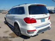 ✅ 2015 Mercedes-Benz GL 63 AMG • VIN: 4JGDF7EE5FA468074 • Lot: 43328600. Wystawiony na IAAI z przebiegiem 137 143 mil. Bezpłatny archiwum sprzedaży aukcyjnych z USA i szczegółowy raport historii pojazdu na DreamBid. Zdjęcie 3.