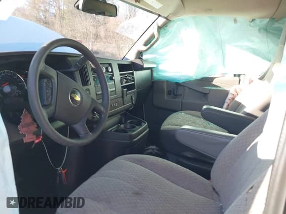 ✅ 2020 Chevrolet Express Passenger LT • VIN: 1GAZGPFG4L1209801 • Lot: 40992985. Listed on IAAI with 96,647 mi. Free auction sales archive from the USA and detailed vehicle history report at DreamBid. Image 5.