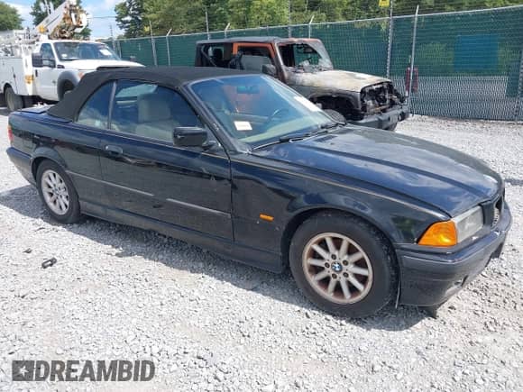 1999 BMW 3 Series 328i с VIN WBABK833XXEY92985, выставлен на аукционе IAAI как лот 43023866 с пробегом Не указан миль и . История ставок и продаж доступна на DreamBid. Изображение 1.