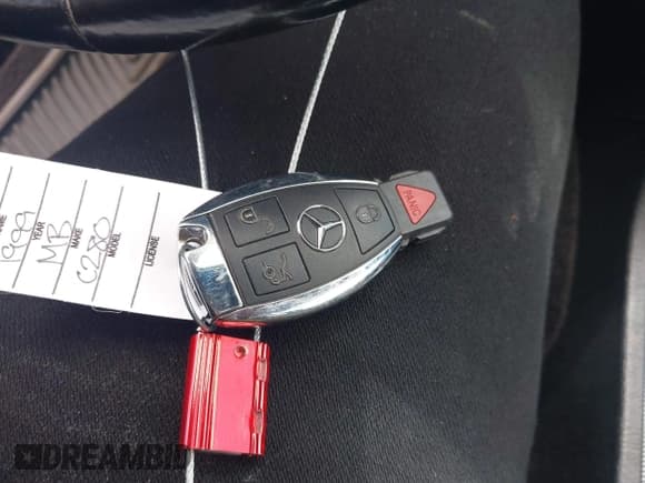 ✅ 1999 Mercedes-Benz C 230/260/280/320 • VIN: WDBHA29G1XA781478 • Lot: 42051212. Listed on IAAI with Not provided. Free auction sales archive from the USA and detailed vehicle history report at DreamBid. Image 11.