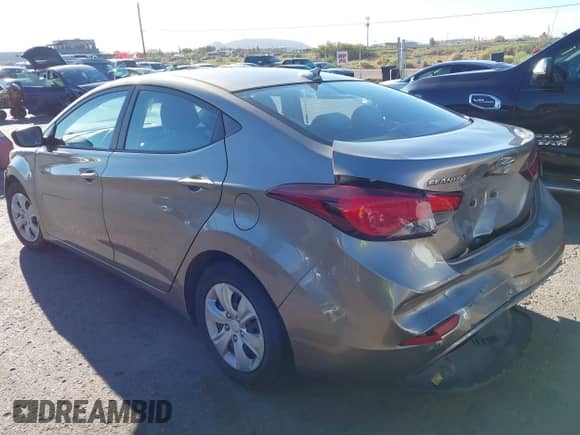 2016 Hyundai Elantra SE с VIN 5NPDH4AE5GH698338, выставлен на аукционе IAAI как лот 43269288 с пробегом 143 861 миль миль и . История ставок и продаж доступна на DreamBid. Изображение 3.