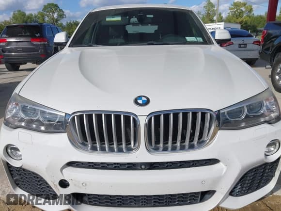 ✅ 2016 BMW X4 xDrive28i • VIN: 5UXXW3C58G0R18691 • Lot: 43922366. Listed on IAAI with 102,409 mi. Free auction sales archive from the USA and detailed vehicle history report at DreamBid. Image 6.