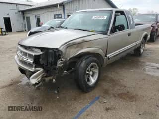 2001 Chevrolet S-10 с VIN 1GCCS195518184690, выставлен на аукционе Copart как лот 54558695 с пробегом 188 872 миль миль и Списание • Salvage title. История ставок и продаж доступна на DreamBid. Изображение 1.