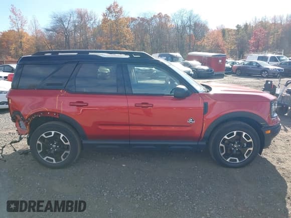 ✅ 2022 Ford Bronco Sport Outer Banks • VIN: 3FMCR9C68NRD13825 • Lot: 43620374. Wystawiony na IAAI z przebiegiem 40 181 mil. Bezpłatny archiwum sprzedaży aukcyjnych z USA i szczegółowy raport historii pojazdu na DreamBid. Zdjęcie 13.