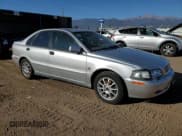 ✅ 2004 Volvo S40 • VIN: YV1VS27534F076127 • Lot: 74114154. Wystawiony na Copart z przebiegiem 90 982 mil. Bezpłatny archiwum sprzedaży aukcyjnych z USA i szczegółowy raport historii pojazdu na DreamBid. Zdjęcie 4.