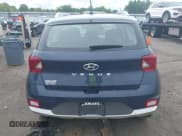 ✅ 2024 Hyundai Venue SEL • VIN: KMHRC8A32RU298638 • Lot: 39283776. Listed on IAAI with 1,370 mi. Free auction sales archive from the USA and detailed vehicle history report at DreamBid. Image 16.