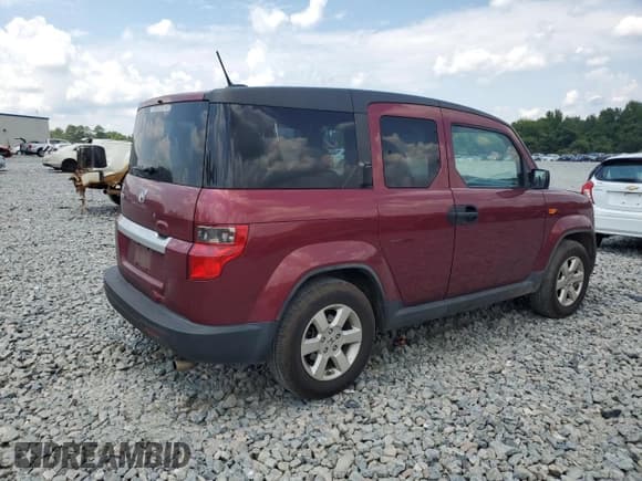 ✅ 2010 Honda Element EX • VIN: 5J6YH1H70AL006605 • Лот: 69567315. Опубликован ранее на Copart с пробегом 113 957 миль. Бесплатный доступ к архиву аукционных продаж из США и подробный отчёт об истории автомобиля на DreamBid. Изображение 3.