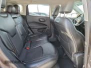 ✅ 2019 Jeep Compass Latitude • VIN: 3C4NJDBB1KT645674 • Lot: 94533115. Wystawiony na Copart z przebiegiem 137 949 mil. Bezpłatny archiwum sprzedaży aukcyjnych z USA i szczegółowy raport historii pojazdu na DreamBid. Zdjęcie 10.