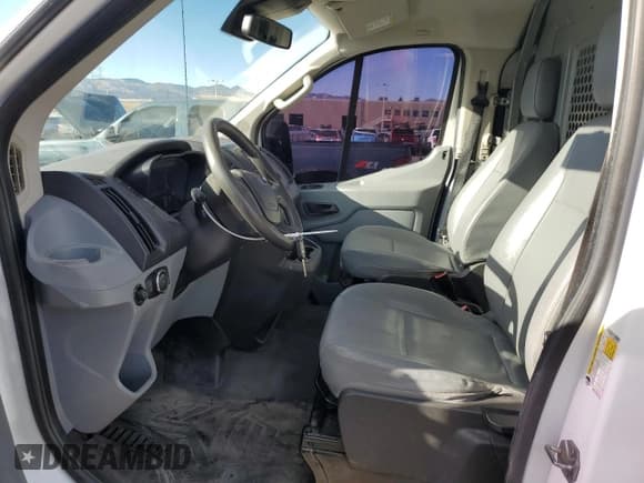 ✅ 2017 Ford Transit • VIN: 1FTYR2YM3HKB25585 • Лот: 84697534. Опубликован ранее на Copart с пробегом 128 794 миль. Бесплатный доступ к архиву аукционных продаж из США и подробный отчёт об истории автомобиля на DreamBid. Изображение 7.