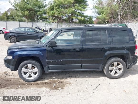 ✅ 2014 Jeep Patriot Limited • VIN: 1C4NJRCB2ED686692 • Lot: 41922510. Listed on IAAI with 137,039 mi. Free auction sales archive from the USA and detailed vehicle history report at DreamBid. Image 14.